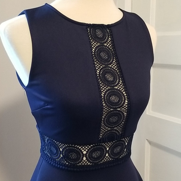 Crystal Doll Crochet Flared Dress, Size 1 - Picture 9 of 13